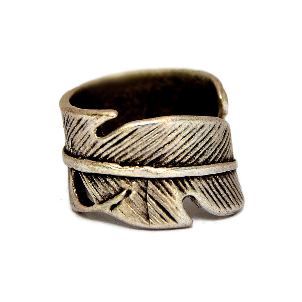 Ethnic feather ring