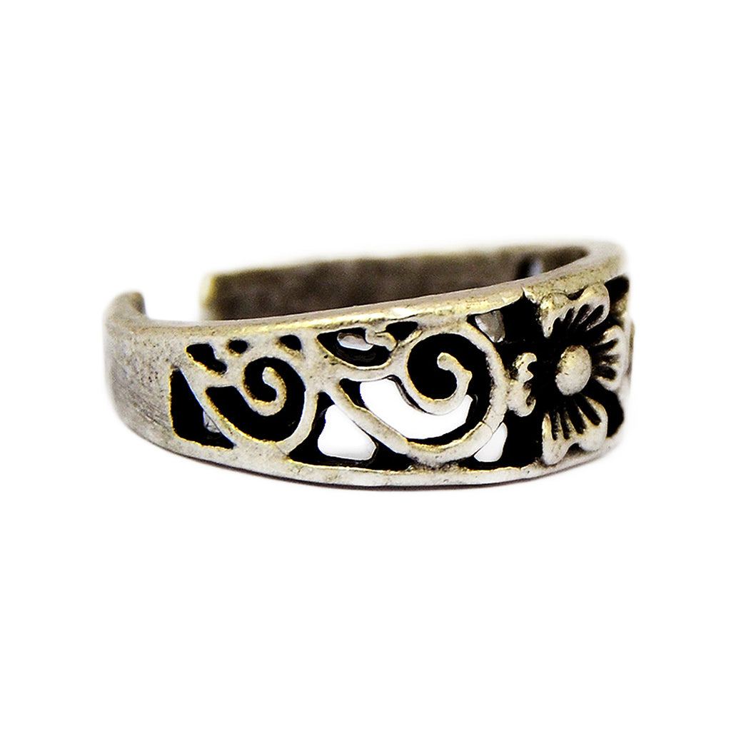 Vintage floral ring
