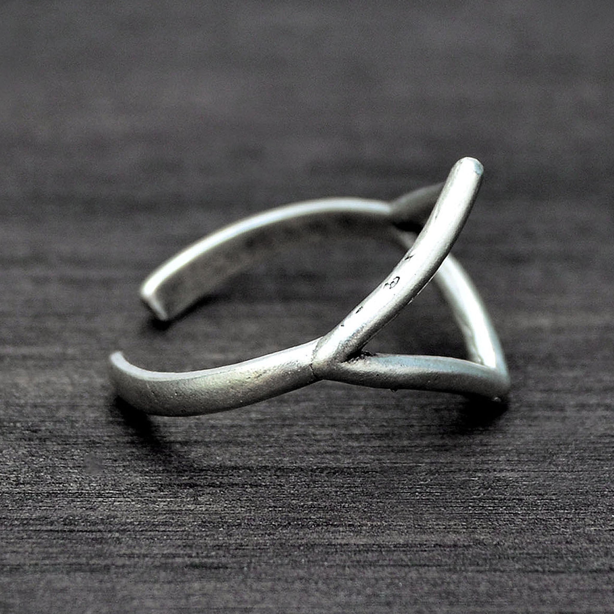 Silver chevron ring