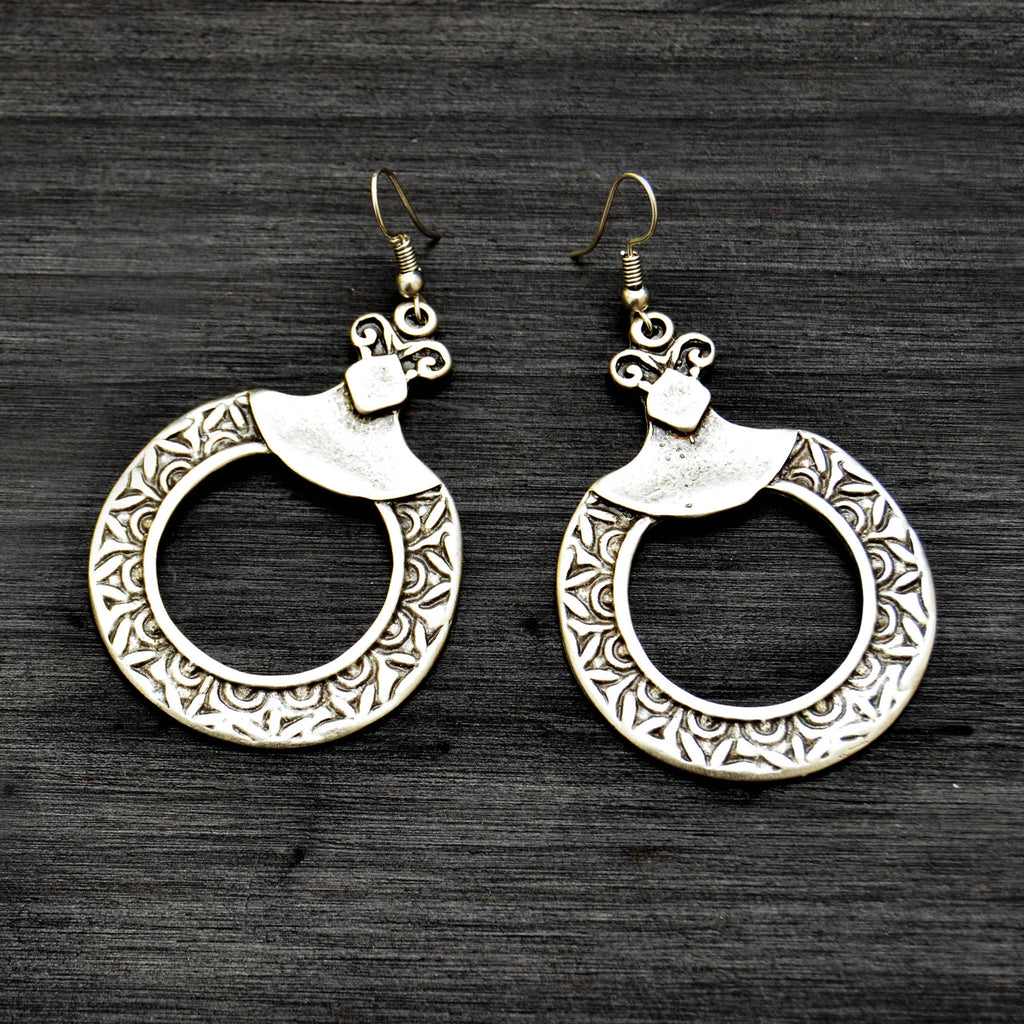 Tribal turkish hoop earrings in silver