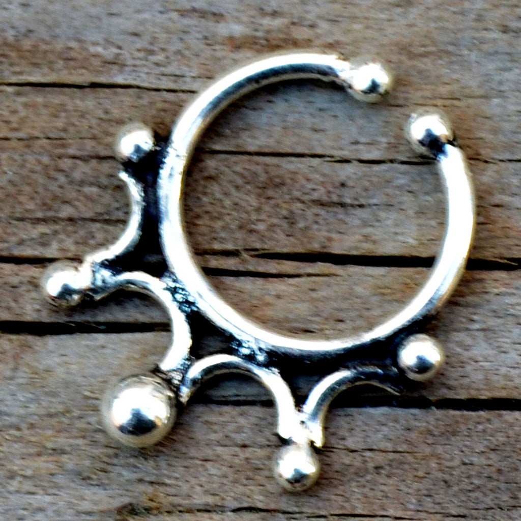 Gypsy septum ring