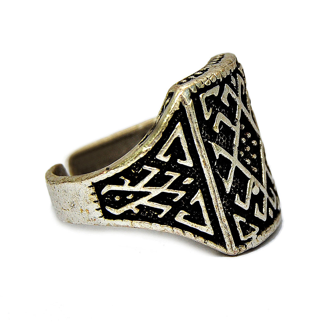 Tribal celtic ring