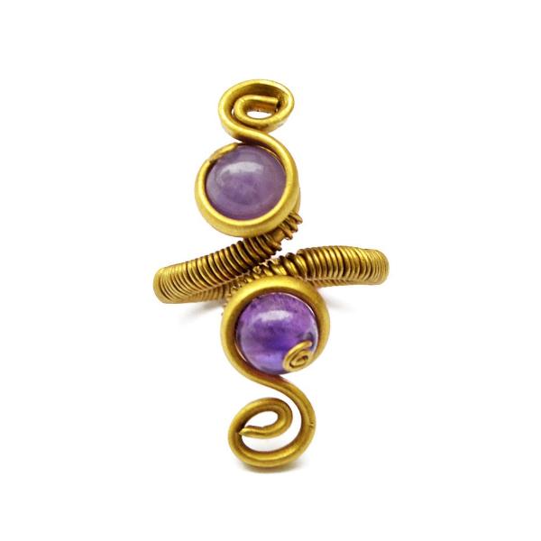 Brass toe ring with purple stone
