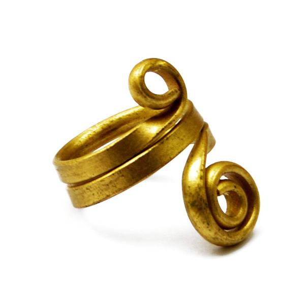 Spiral gold toe ring