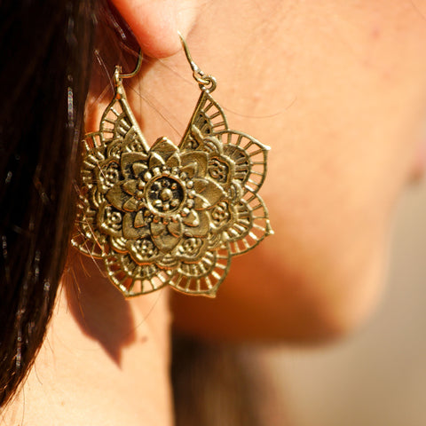 Elegant brass mandala flower earrings